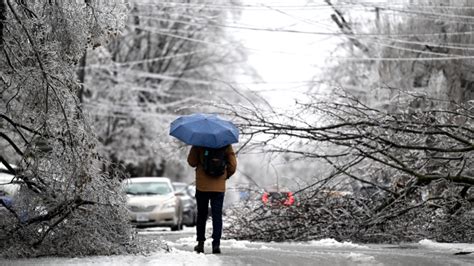 Thousands without power as freezing rain, thunderstorms hit Ontario and Quebec