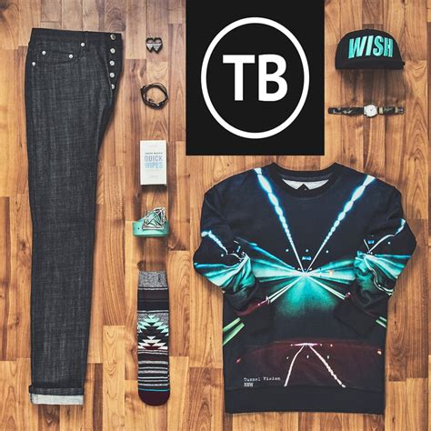 Threadbeast - What's included in the $290 Baller plan? The Baller Plan comes with 9-11 items a month. In this package, you will get a combination of premium accessories, premium tops, premium bottoms, premium outerwear, and other premium pieces. This is the only plan that also guarantees you a pair of shoes every month!