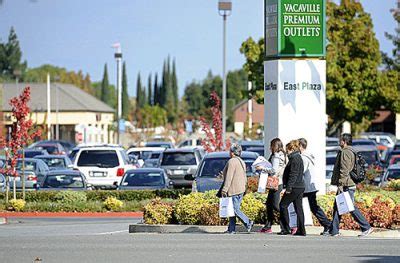 Three arrested on suspicion of $40,000 worth of stolen goods from Bay Area outlet mall