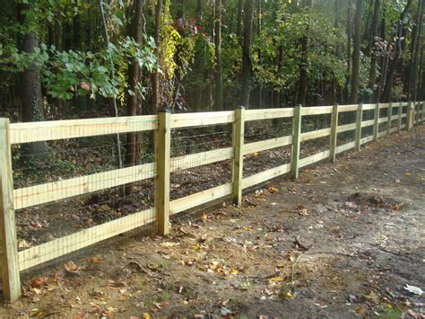 Three rail fence height.  Three rail fences are 4-5 feet tall.  This attractive Mort...