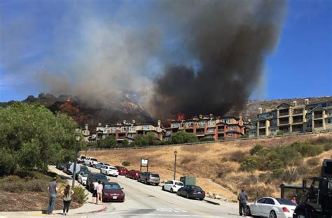 Three-alarm fire burns in Oakland hills near Holy Names University