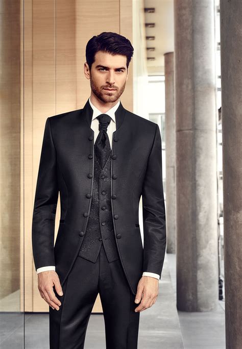 Three-piece suit. Sep 8, 2021 · Fasten The Bottom Button. Of the waistcoat’s faux pas, this is the most important to avoid. On a business suit, wedding suit or a casual waistcoat, you never fasten the bottom button. Leaving it ... 