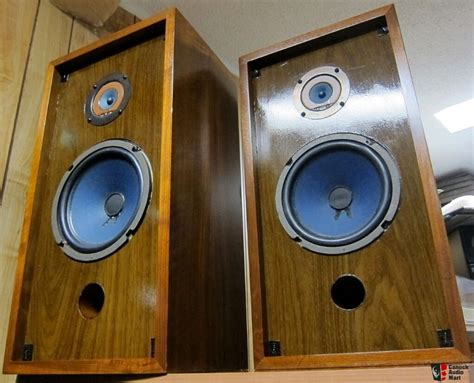 Thrift store find: Marantz Imperial 5G speakers