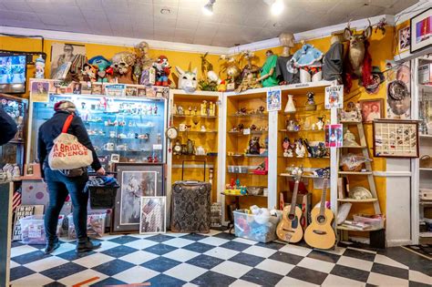 Thrift stores in philly. Find out where to shop for trendy, trendy, tees, suits, business casual, vintage, and more in Philly. This guide covers 14 solid … 