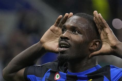 Thuram scores to help Inter beat Benfica 1-0 and go joint top of Champions League group
