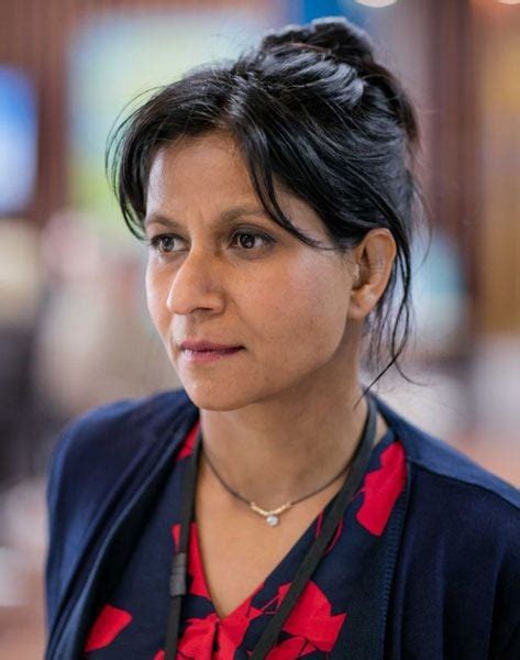 Thusitha Jayasundera Biography - HowOld.co