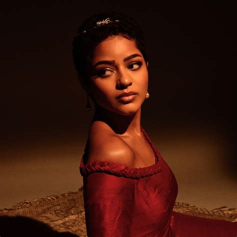 Profile picture of Tianna Pfeffer