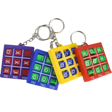 Tic Tac Toe Mini Board Game Keychain - toyshackstore.com