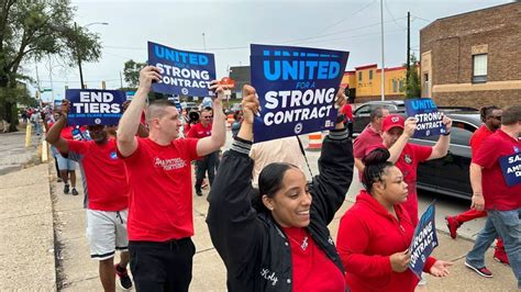 Ticker: Auto workers vote overwhelmingly to let union leaders call strikes against Detroit companies; Hawaiian Electric shares plunge after utility is sued over devastating Maui fires