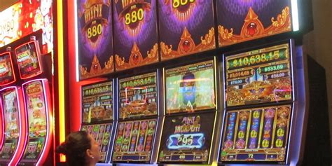 Ticker: Encore slots workers join union; Subscription fee at X to fight bots and spam 