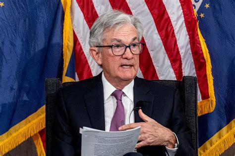Ticker: Jerome Powell hints at a pause in rate hikes