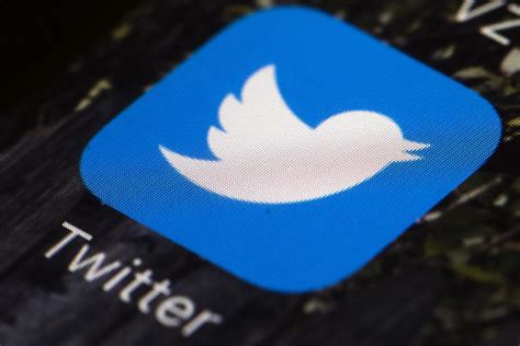 Ticker: Twitter begins removing blue checks; CSX railroad’s 1Q profit jumps 15% on higher rates