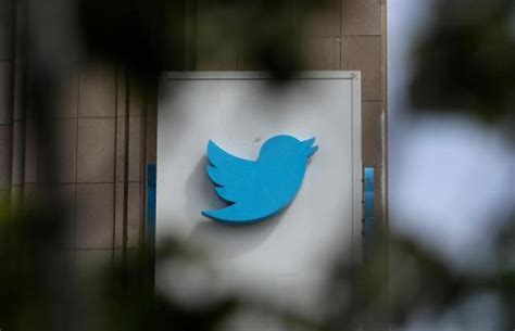 Ticker: Twitter yanks blue check from NYT; Virgin Orbit ceases operations   
