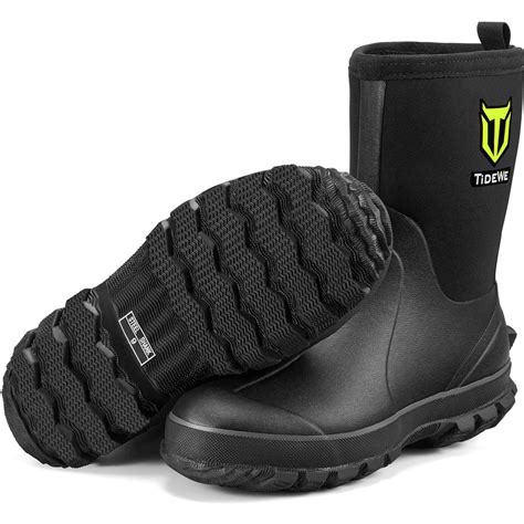 【Waterproof &amp; Anti-Slip】 TIDEWE's hunting boots feature 5mm neoprene uppers and a natural rubber material creating an extra tough, 100% waterproof design. The deep tread integrated into the rubber soles, provides non-slip traction over the roughest terrain. 【Snake Proof Boots Material】 Our snake boots' shaft is equ. Tidewe boots
