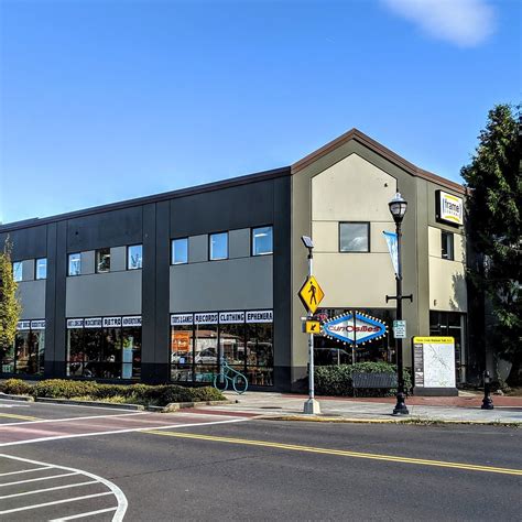 Tigard - Downtown Tigard. Tigard is a city of 55,000 people (2019) in the greater Portland area of Oregon.The city has revitalized its downtown with public art, and multiple connections, creating a walkable destination for residents and visitors. 