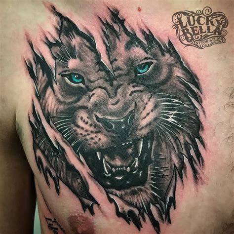 A tattoo of a tiger often symbolizes physical strength, power, and courage. Freedom and Independence: Tigers are solitary animals, representing freedom, independence, and self-reliance. Ferocity and Aggression: Given their nature as predators, tigers can symbolize ferocity, aggression, and a warrior spirit.. 