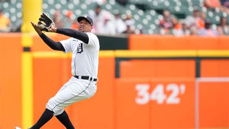 Tigers activate Greene and Brieske, designate Schoop for assignment