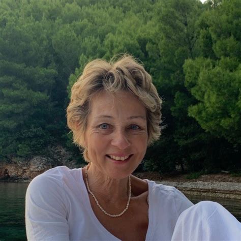 Tiina Benson - Milano, Lombardia, Italia - LinkedIn