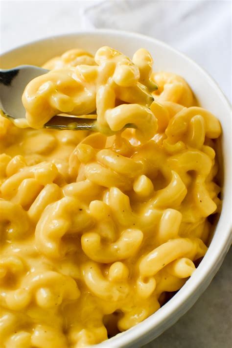 Tik tok mac and cheese. Add 1 box of Kraft Mac and Cheese. Step 3. Cook for 7-8 minutes, stirring occasionally. Step 4. Drain the water. Step 5. Add 4 tablespoons of butter and 1/4 cup of milk. Step 6. Mix in the cheese sauce packet. 