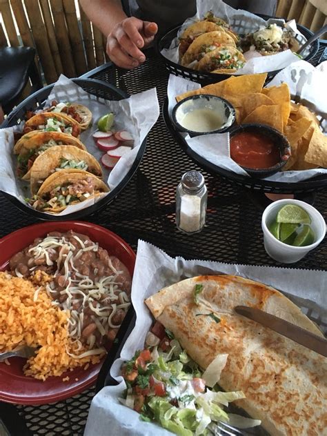 Tiki taco summerville. Tiki Taco - Summerville. Tiki Taco is a lively place for big parties and plenty of tacos. Enjoy a variety of taco options such as beef, pork, flounder and even seasoned mutton. For the extra ... 