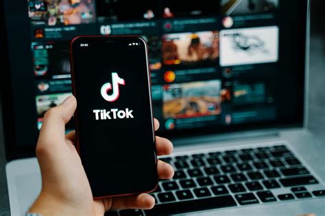 音在国内很火，它的国际版TikTok在海外一样火，网上一搜TikTok能看到它在海外攻城略地的消息，捷报频传。 抖音国际版TikTok的下载和安装量曾在美国市场跃居第一位，并在日本、泰国、印尼、德国、法国和俄罗斯等地….