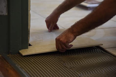 Tile setter. Unfortunately a general contractor will never master one skill. When it comes to tile installation it is crucial to hire a skilled tile setter as there are many ... 
