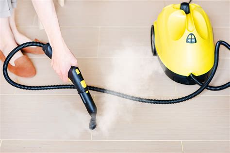 Tile steam cleaner. Turn off the steam cleaner and allow it to cool. Empty the water chamber and rinse with warm, clean water to remove any mineral build-up. Run clean water through the steam wand to remove any remaining steam and prevent blockages. Use a damp cloth to wipe down the exterior of the steam cleaner. … 
