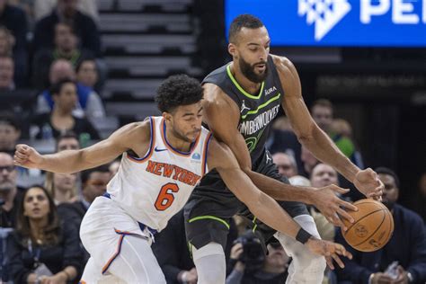 Timberwolves use strong third quarter against Knicks to continue home dominance
