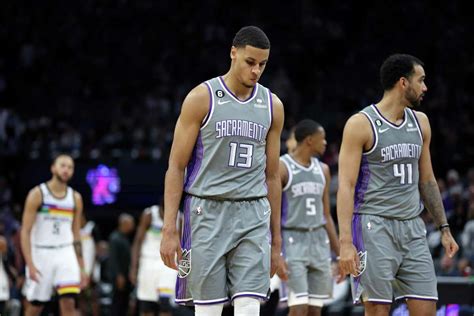 Timberwolves win 119-115 to deny clinching party for Kings
