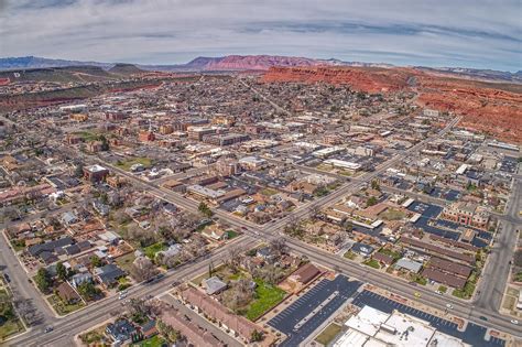 Time zone for st george utah. Have you ever found yourself wondering what time it is in Baltimore? Whether you’re planning a trip to this vibrant city or simply need to schedule a call with someone there, under... 