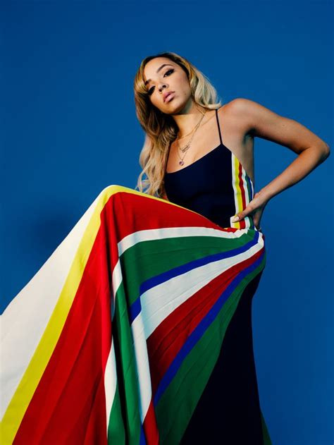 Tinashe lipstick alley. Dec 18, 2021 · The indescribable star fought for control over her career and won. With an acclaimed album and headlining tour under her belt, she's inspiring independence in others. It's not easy to describe Tinashe. The 28-year-old has lived so many lives — child actor, girl-group frontwoman, rising R&B singer, breakout pop star, the disembodied voice ... 