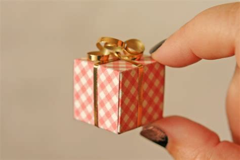Tiny Boxes For Gifts