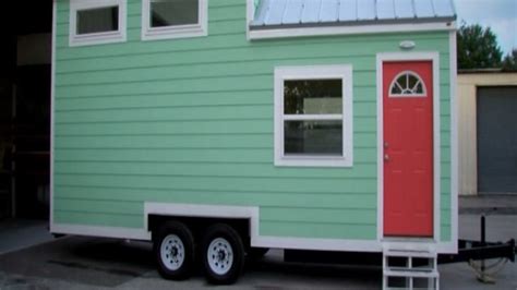 Tiny Houses: A Big Idea to End Homelessness - NBC News