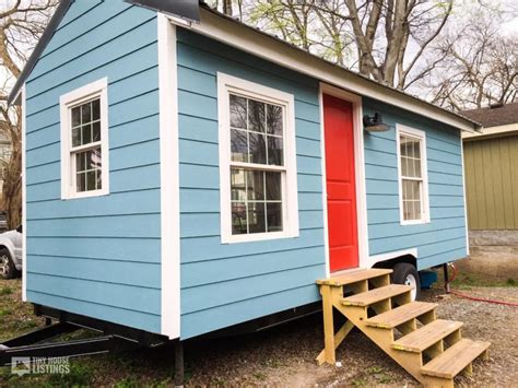 We regularly have tiny house listings for sale in Kansas City and throughout the world. Tiny House Listings is dedicated to providing the largest number of tiny houses for sale on the Internet. Our goal is to bring people together wanting to purchase tiny homes with people and tiny house companies wanting to sell them.