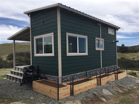 Tiny house on foundation. The tiny house must sit on a permanent foundation. The tiny house must meet the requirements of the New Mexico Energy Conservation Code. Other requirements include windows, permanent heating facilities, wall-switch lighting, bathroom windows or exhaust fans, smoke alarms, and a door to the outside … 