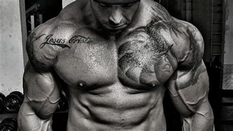 Tip A New Way to Build Wide Delts