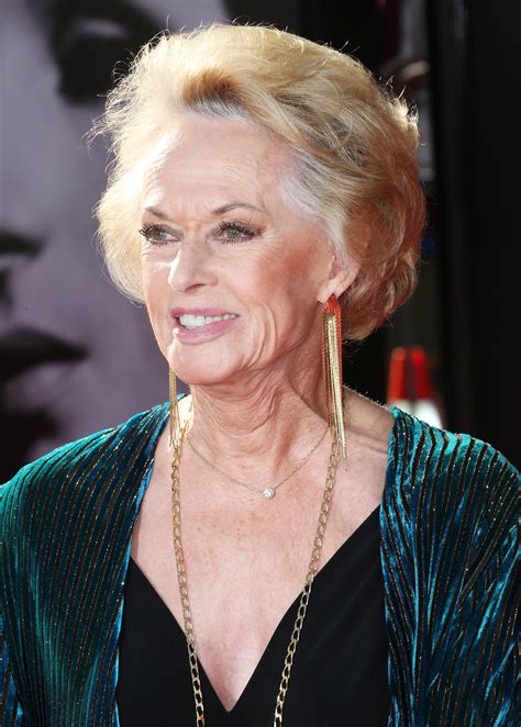 Tippi Hedren Pictures, Photos & Images - Zimbio