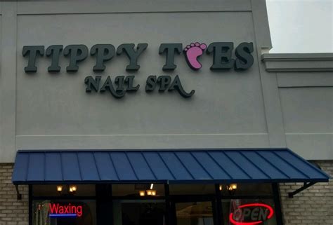Tucked away in Dothan, Alabama, Tippy Toes Nail Spa is a must-visit for anyone in search of a relaxing and rejuvenating nail salon experience. The salon offers a range of services, including nail care, massage, and waxing, all performed by a team of skilled and friendly professionals.. 