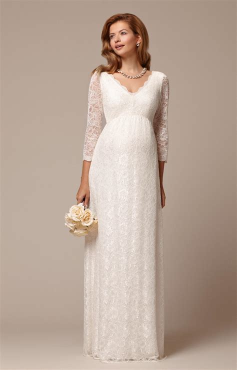 Tips on Choosing Maternity Wedding Dresses