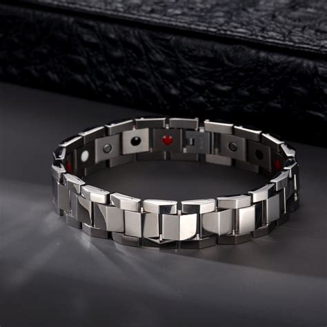 Titanium Magnetic Bracelets Benefits Explained - Rainso Jewelry