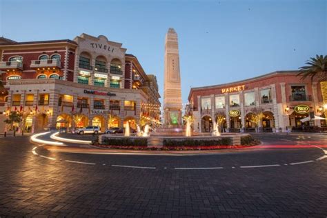 Tivoli village las vegas. Tivoli Village is a shopping center in Summerlin, Nevada, with outdoor dining, spa, gym and pet-friendly areas. It features boutique shops, jewelry, clothing, restaurants and a cigar lounge. 