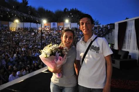 Tiyatro Festivalinde Sürpriz Evlilik Teklifi Haberler.