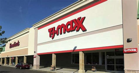 Tj maxx hours queensbury ny. At T.J.Maxx Williamsville, NY you'll discover women's & men's clothes that match your style. You'll find the perfect final touches for every outfit - handbags, accessories & more. And when your home needs a decor refresh, we have so many styles to choose from. Plus, new styles arrive all the time, so you never know what you'll … 