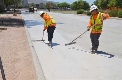 To Beat the Heat, Phoenix Paints Its Streets Gray