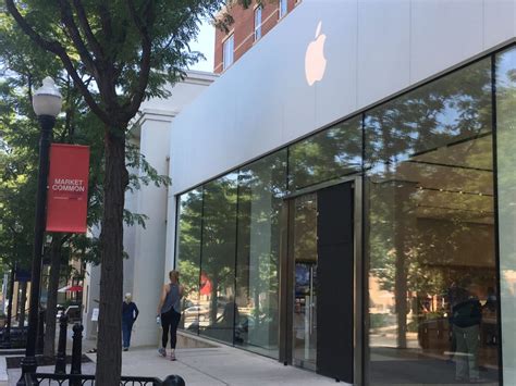 Today at Apple - Clarendon - Apple