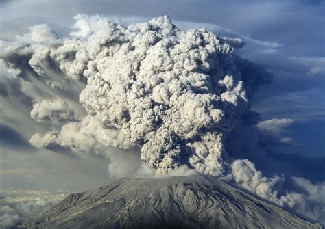 Today in History: May 18, Mount St. Helens erupts