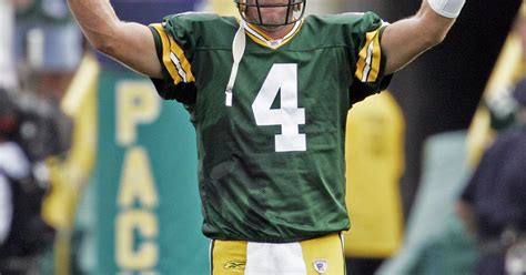 Today in Sports – Brett Favre joins Dan Marino and John Elway with 50,000 yards passing
