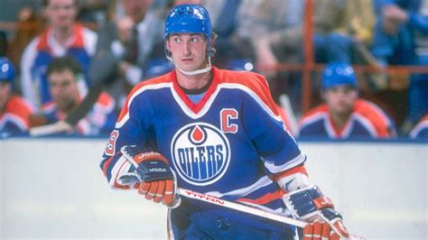 Today in Sports – Wayne Gretzky is 1st player in NHL history with 3,000 points (playoffs included)