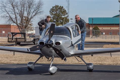 Tokat Springfield (Springfield Beckley Municipal) uçak. 