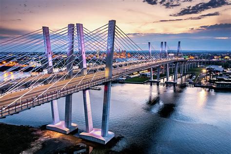 The Goethals Bridge project is the reconstruction of a new